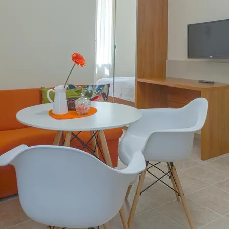 Location And Free Parking Apartament